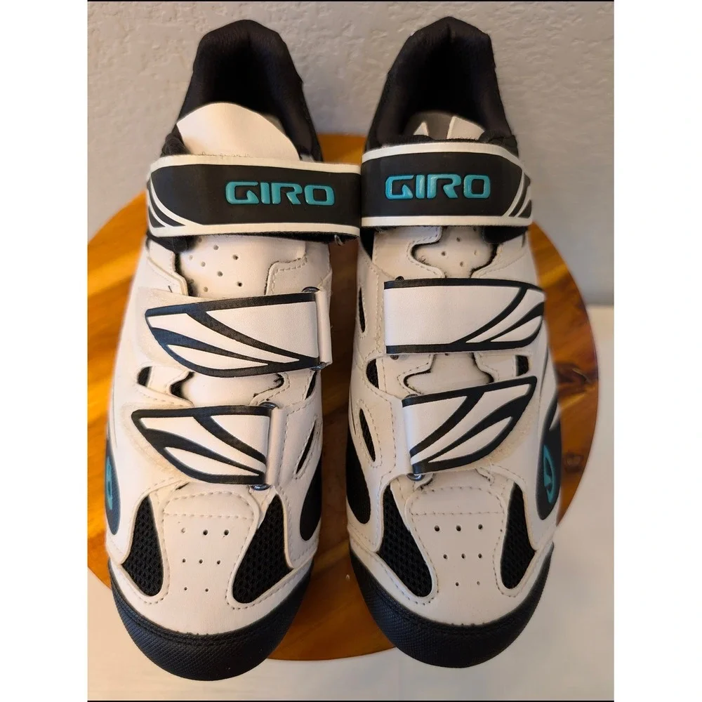 Giro‎ Riela Mens Mountain Bike Shoes White Black Cyan SPD Cleat Size 42 US 9.75
